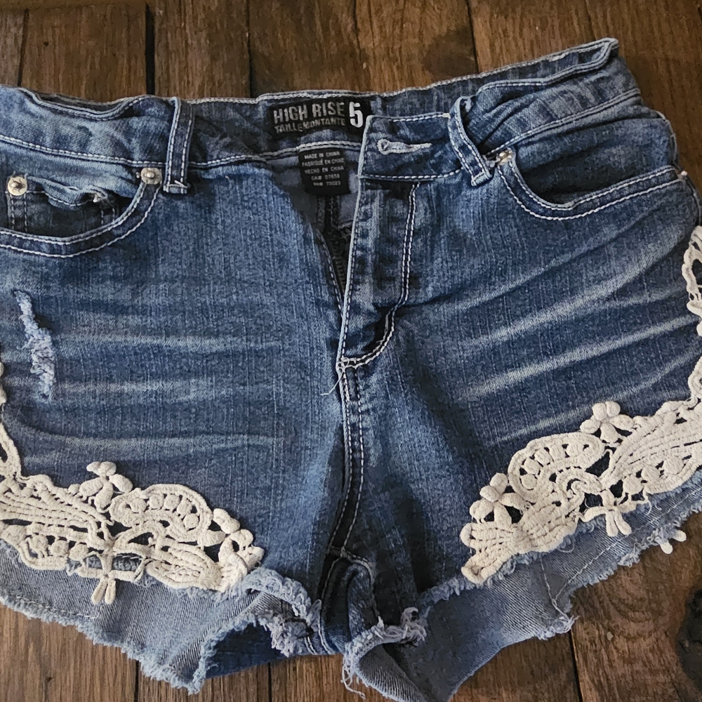 Blue and White Jean Shorts with Lace Appliqué
